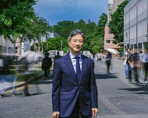 高度専門人材を育み地域社会へと送り出す使命。新学長佐川泰弘が語る、茨城大学の教育の展望